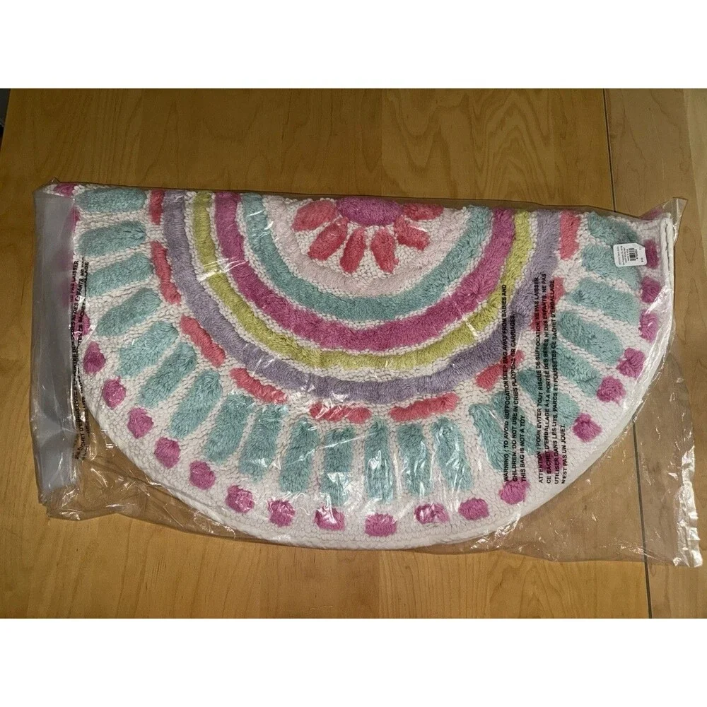 Pottery Barn Kids Heart Dot Round Bath Mat 28” Mini Rug Washable BRAND NEW